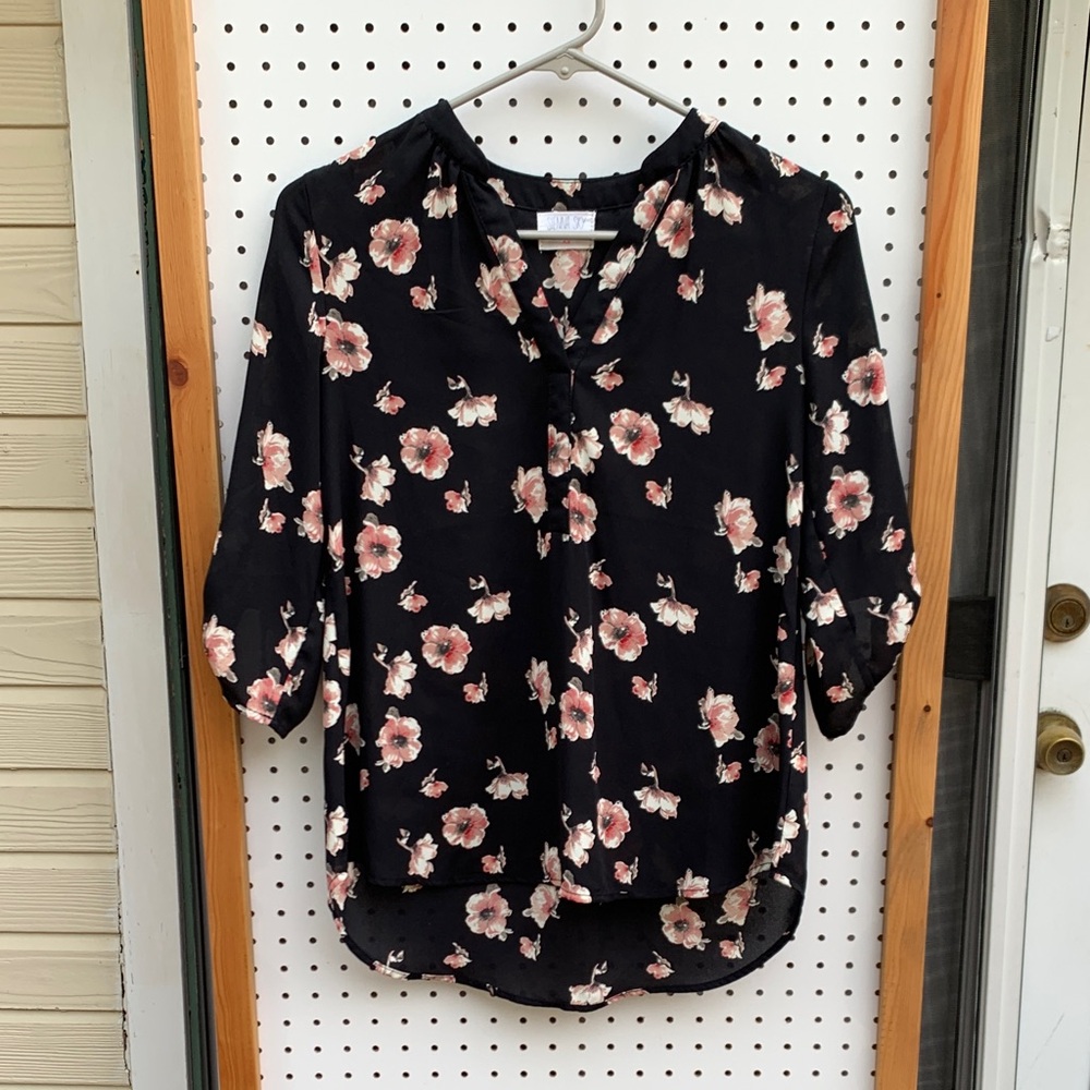 XS Sienna Sky Black Floral Blouse